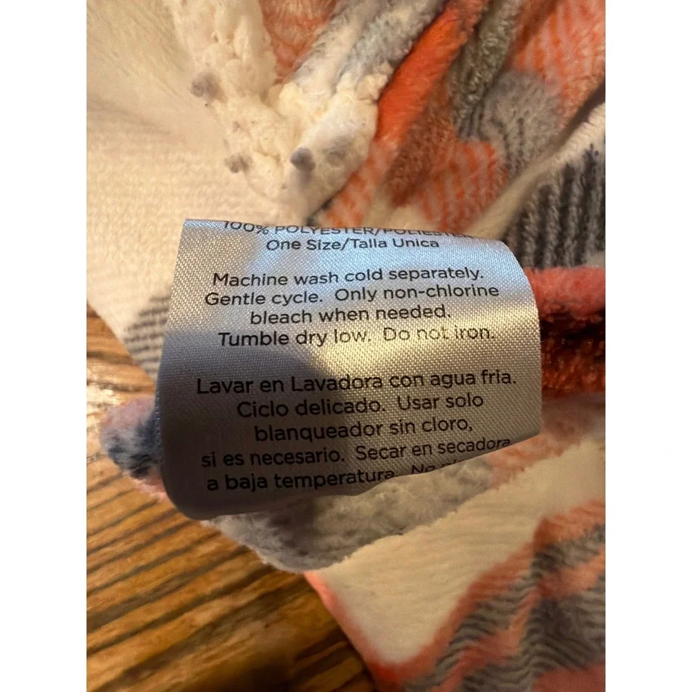 ClimateRight by Cuddl Duds Orange Grey White Plaid Plush Fleece Throw Blanket